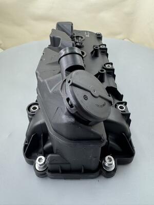 One Stop Purchase Valve Cover 059103470CT for A8 S8